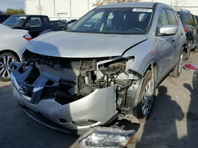 JN8AT2MT6GW006408 - 2016 NISSAN ROGUE S SILVER photo 2