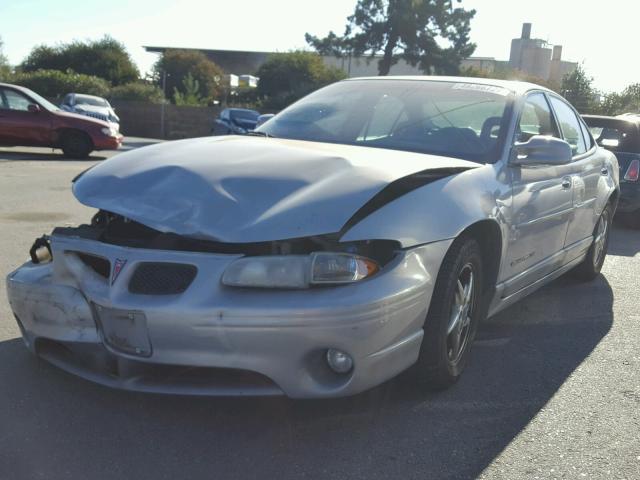 1G2WP52K6YF154775 - 2000 PONTIAC GRAND PRIX SILVER photo 2