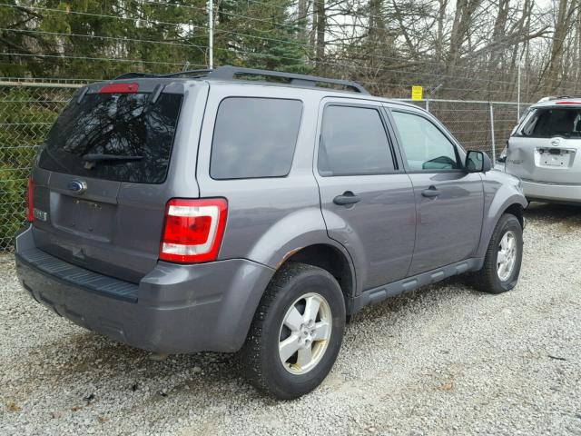 1FMCU0D75AKA72693 - 2010 FORD ESCAPE XLT GRAY photo 4