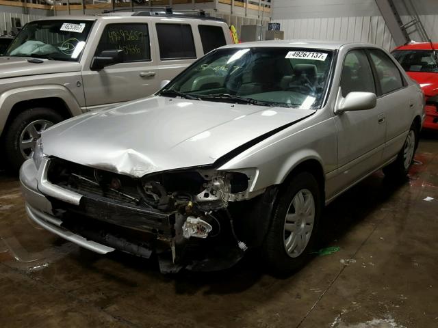 4T1BG22K81U037334 - 2001 TOYOTA CAMRY CE SILVER photo 2