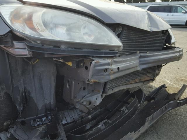 2HGES16595H528391 - 2005 HONDA CIVIC LX SILVER photo 9