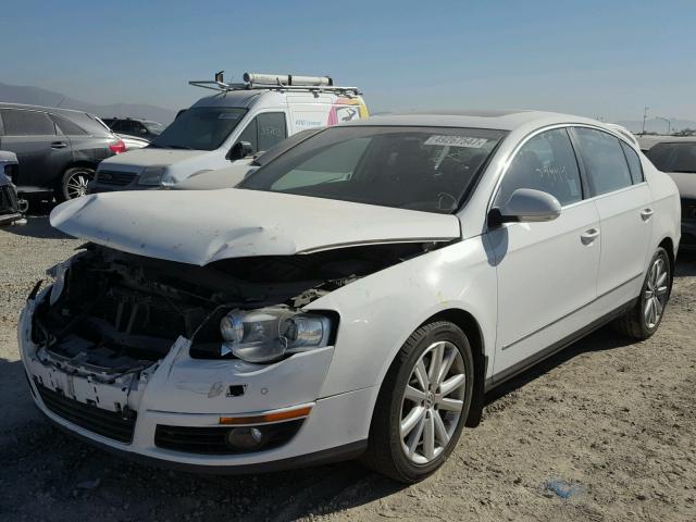 WVWCU73C86P143567 - 2006 VOLKSWAGEN PASSAT 3.6 WHITE photo 2