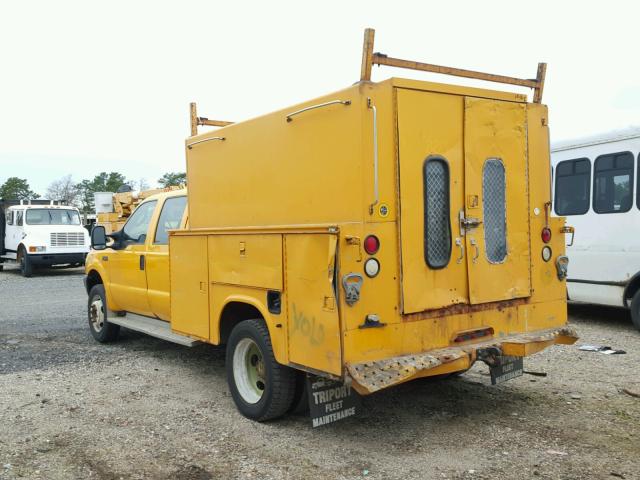 1FDXW46S63ED59045 - 2003 FORD F450 SUPER YELLOW photo 3