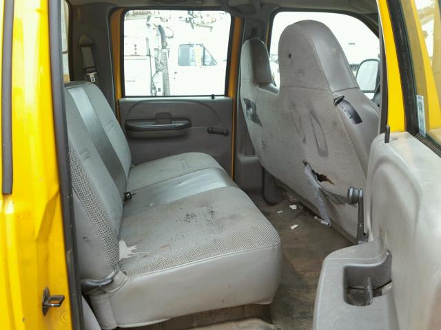 1FDXW46S63ED59045 - 2003 FORD F450 SUPER YELLOW photo 6