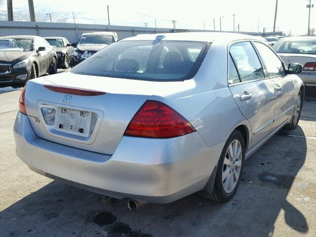 1HGCM66526A016079 - 2006 HONDA ACCORD EX SILVER photo 4