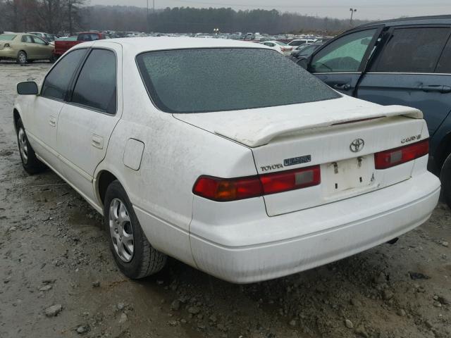 4T1BG22K4VU801217 - 1997 TOYOTA CAMRY CE WHITE photo 3