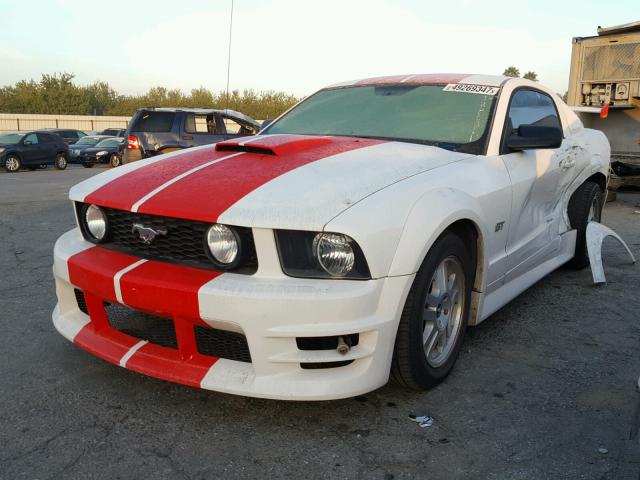 1ZVFT82H375322936 - 2007 FORD MUSTANG GT TWO TONE photo 2