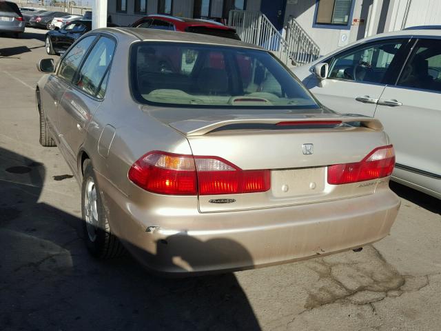 JHMCG5651YC037348 - 2000 HONDA ACCORD EX GOLD photo 3