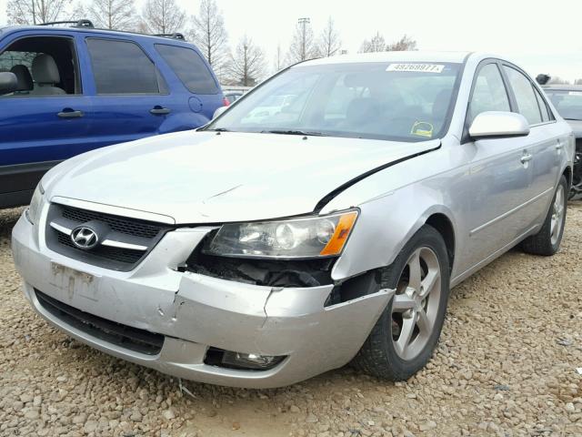 5NPEU46F67H219393 - 2007 HYUNDAI SONATA SILVER photo 2