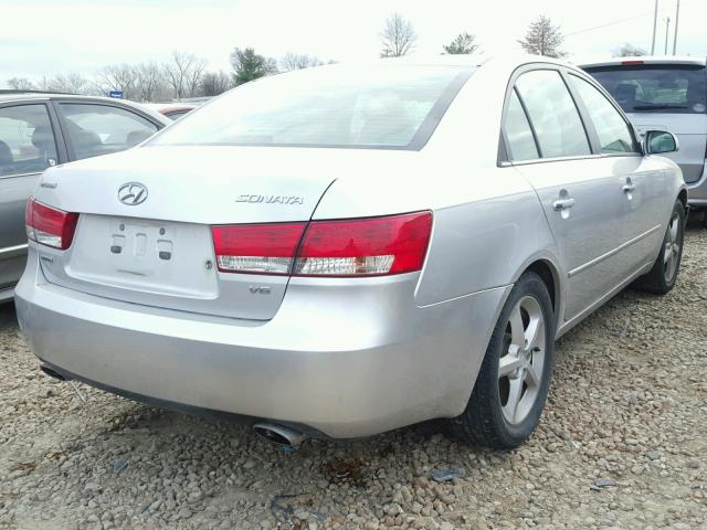 5NPEU46F67H219393 - 2007 HYUNDAI SONATA SILVER photo 4