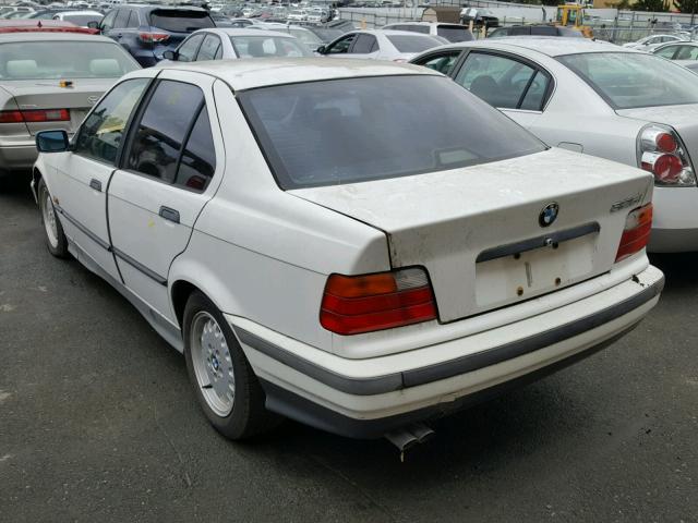 WBACB4326SFM04672 - 1995 BMW 325 I AUTO WHITE photo 3