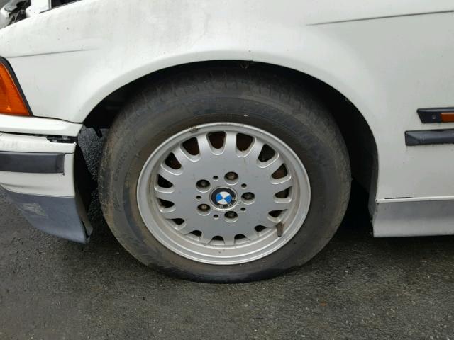 WBACB4326SFM04672 - 1995 BMW 325 I AUTO WHITE photo 9