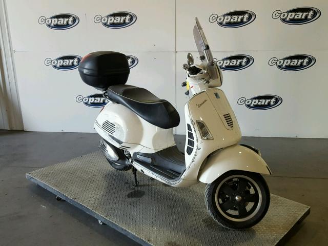 ZAPM459L495600454 - 2009 VESPA GTS 250 WHITE photo 1