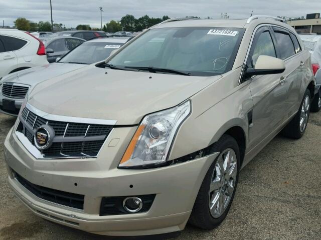 3GYFNFEY1AS548199 - 2010 CADILLAC SRX PREMIU GOLD photo 2