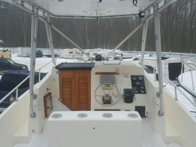 MRKQ0112D090 - 1980 MAKO BOAT WHITE photo 5