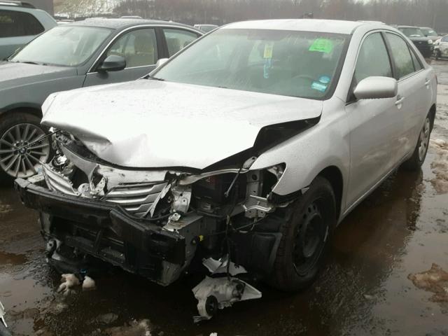 4T4BE46K99R131753 - 2009 TOYOTA CAMRY BASE SILVER photo 2