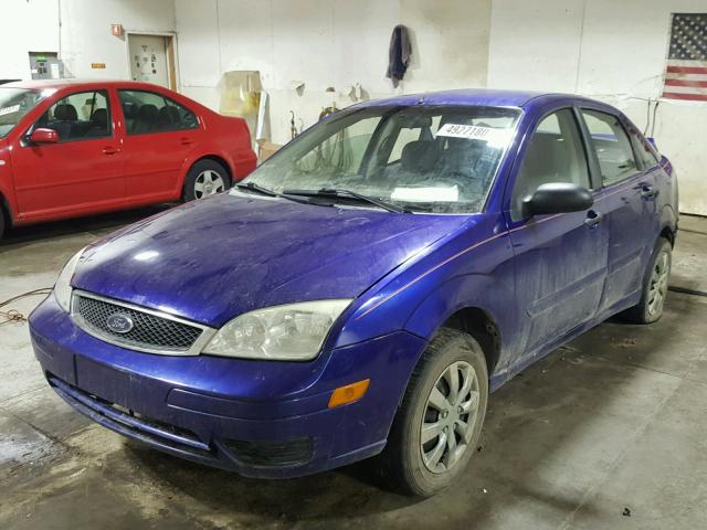 1FAFP34N66W101424 - 2006 FORD FOCUS ZX4 BLUE photo 2