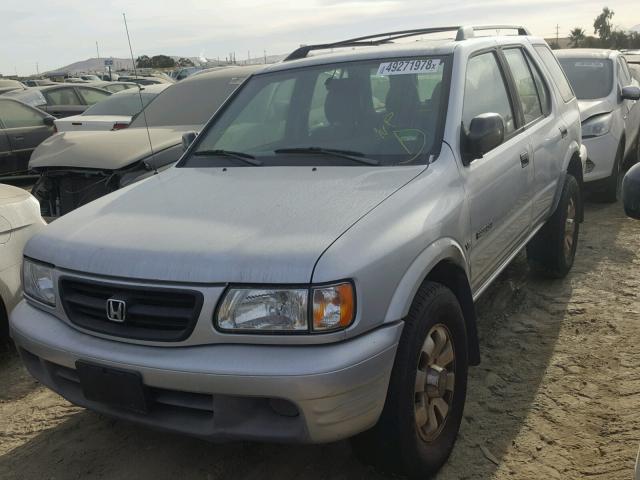 4S6DM58W924401508 - 2002 HONDA PASSPORT E SILVER photo 2