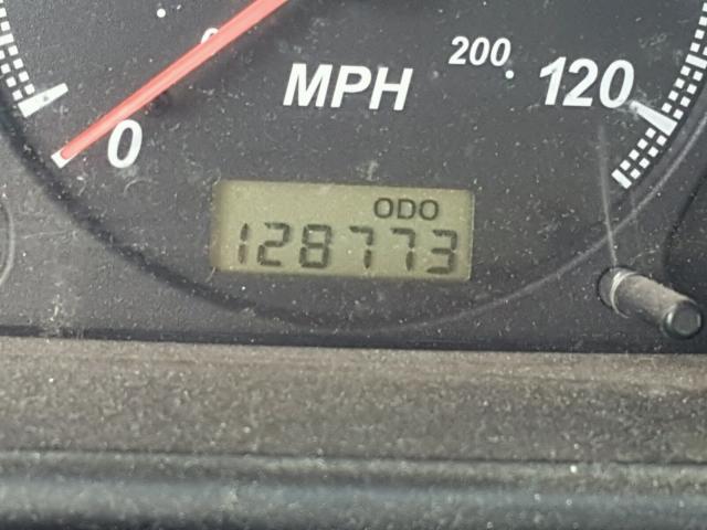 4S6DM58W924401508 - 2002 HONDA PASSPORT E SILVER photo 8