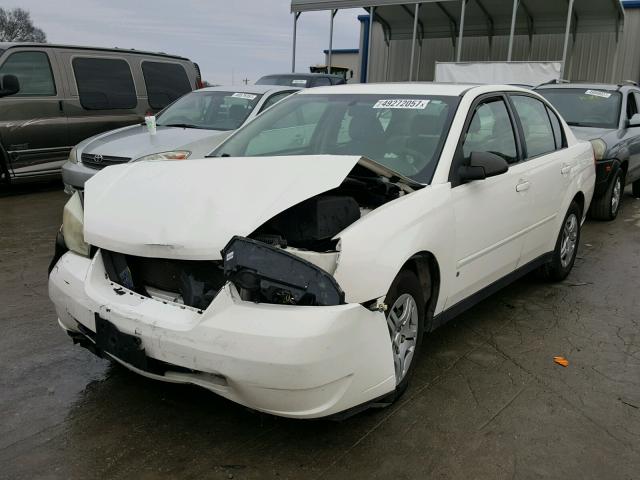 1G1ZS58F98F140587 - 2008 CHEVROLET MALIBU LS WHITE photo 2