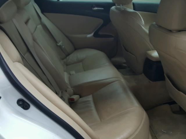 JTHBK262372045776 - 2007 LEXUS IS 250 WHITE photo 6