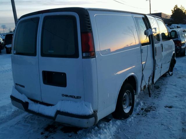 1GCEG15W9Y1135620 - 2000 CHEVROLET EXPRESS G1 WHITE photo 4