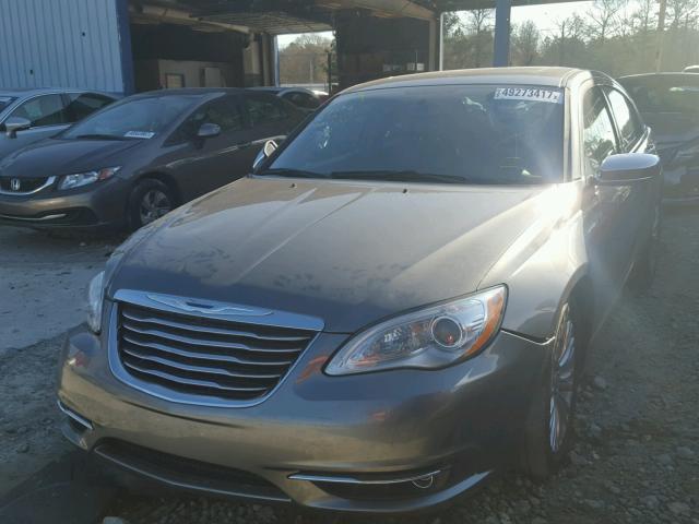 1C3CCBCG2CN307948 - 2012 CHRYSLER 200 LIMITE GRAY photo 2