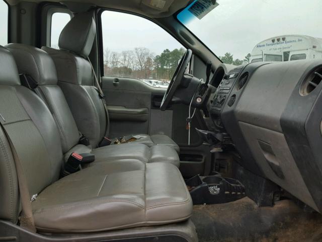 1FTRF12W26NA13986 - 2006 FORD F150 WHITE photo 5