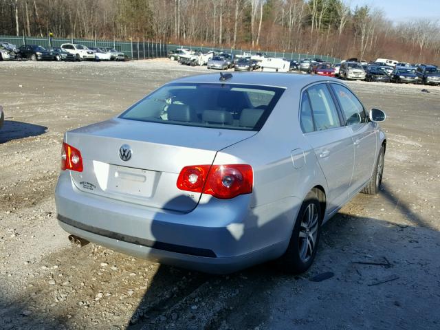 3VWSG71K86M627979 - 2006 VOLKSWAGEN JETTA 2.5 SILVER photo 4