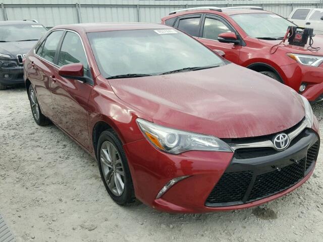 4T1BF1FK7FU915771 - 2015 TOYOTA CAMRY LE 栗色 照片 1