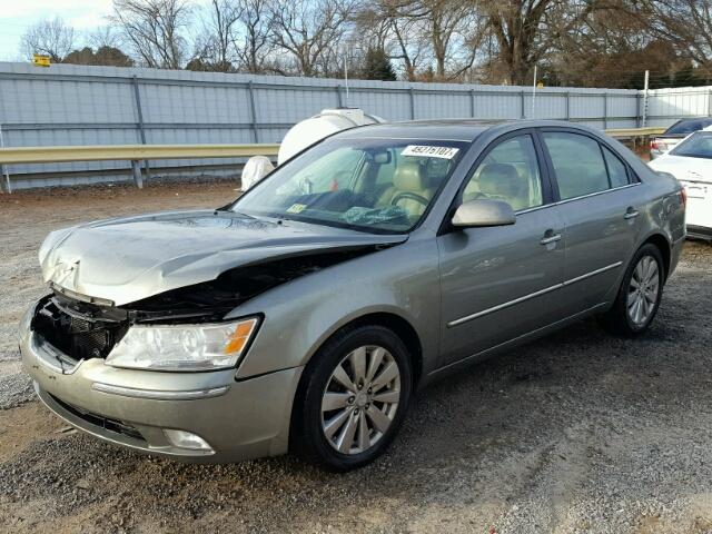 5NPEU46C79H526743 - 2009 HYUNDAI SONATA SE GREEN photo 2