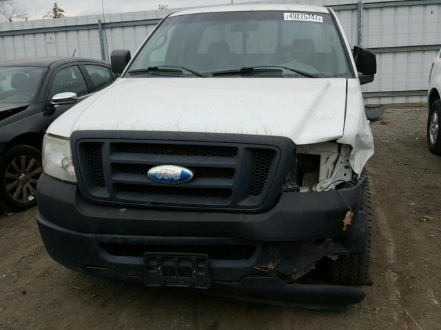 1FTRF12W26KD56993 - 2006 FORD F150 WHITE photo 9