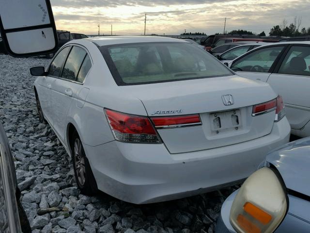 1HGCP2F43CA227486 - 2012 HONDA ACCORD LXP WHITE photo 3