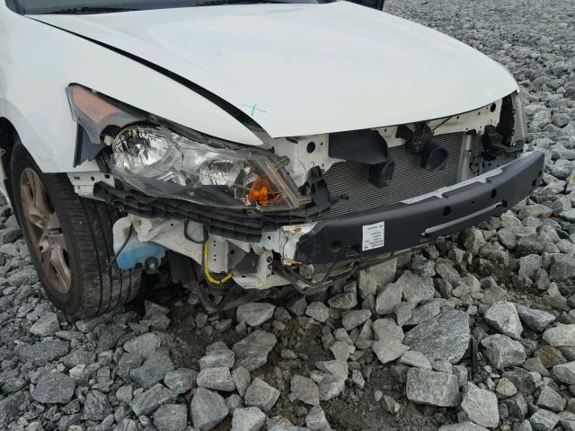 1HGCP2F43CA227486 - 2012 HONDA ACCORD LXP WHITE photo 9