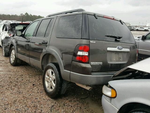 1FMEU63E36UA31325 - 2006 FORD EXPLORER X BROWN photo 3