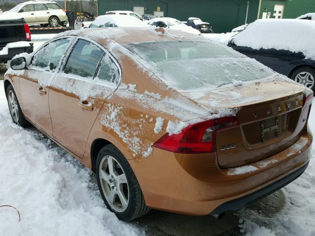 YV1622FS7C2029314 - 2012 VOLVO S60 T5 ORANGE photo 3