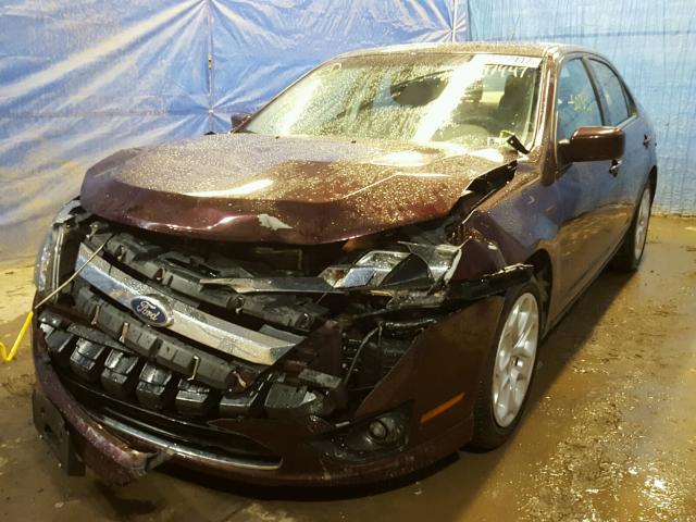 3FAHP0HA1BR218873 - 2011 FORD FUSION SE BURGUNDY photo 2