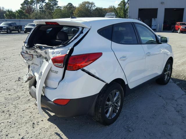 KM8JT3AF9FU013200 - 2015 HYUNDAI TUCSON GLS WHITE photo 4