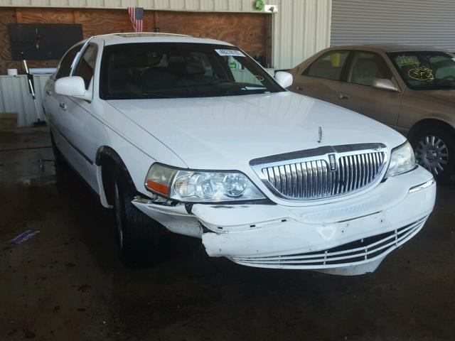 1LNHM82W13Y696733 - 2003 LINCOLN TOWN CAR S WHITE photo 1