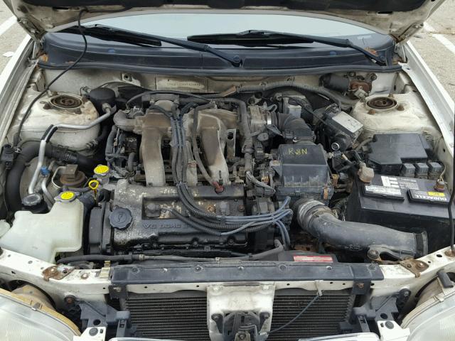 1YVGF22DXX5830081 - 1999 MAZDA 626 ES WHITE photo 7