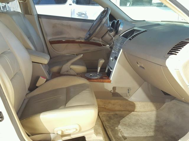 1N4BA41E15C857186 - 2005 NISSAN MAXIMA SE WHITE photo 5