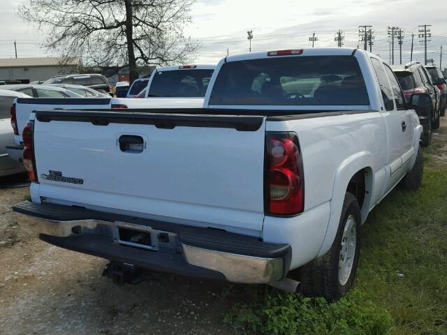 1GCEC19VX6Z300487 - 2006 CHEVROLET SILVERADO WHITE photo 4