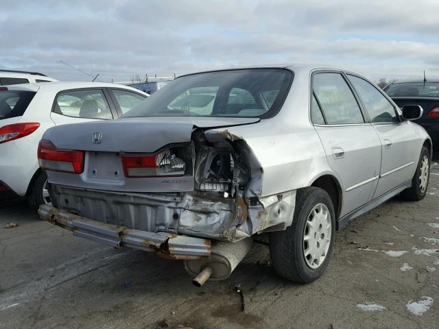 1HGCG56481A110162 - 2001 HONDA ACCORD LX SILVER photo 4