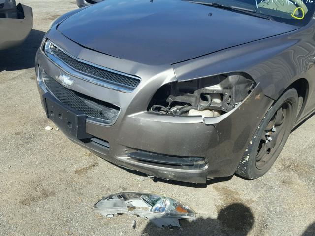 1G1ZA5EB9AF280021 - 2010 CHEVROLET MALIBU LS ნაცრისფერი ფოტო 9
