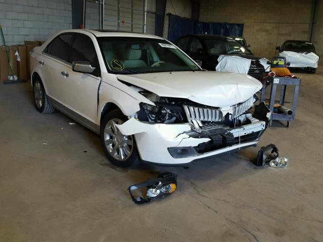 3LNHL2GC9CR830773 - 2012 LINCOLN MKZ WHITE photo 1