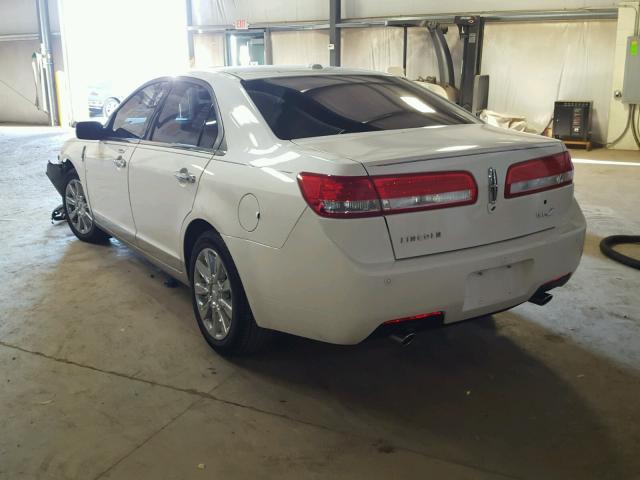 3LNHL2GC9CR830773 - 2012 LINCOLN MKZ WHITE photo 3