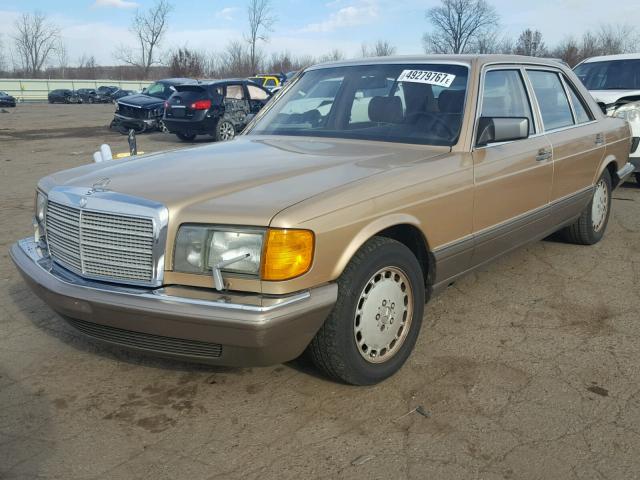 WDBCA25D8JA423887 - 1988 MERCEDES-BENZ 300 SEL GOLD photo 2