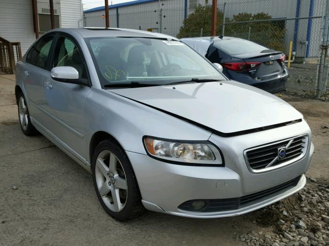 YV1MS382582368087 - 2008 VOLVO S40 2.4I SILVER photo 1