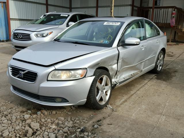 YV1MS382582368087 - 2008 VOLVO S40 2.4I SILVER photo 2