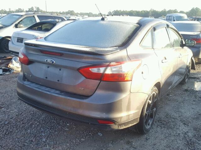 1FAHP3F29CL114242 - 2012 FORD FOCUS SE GRAY photo 4